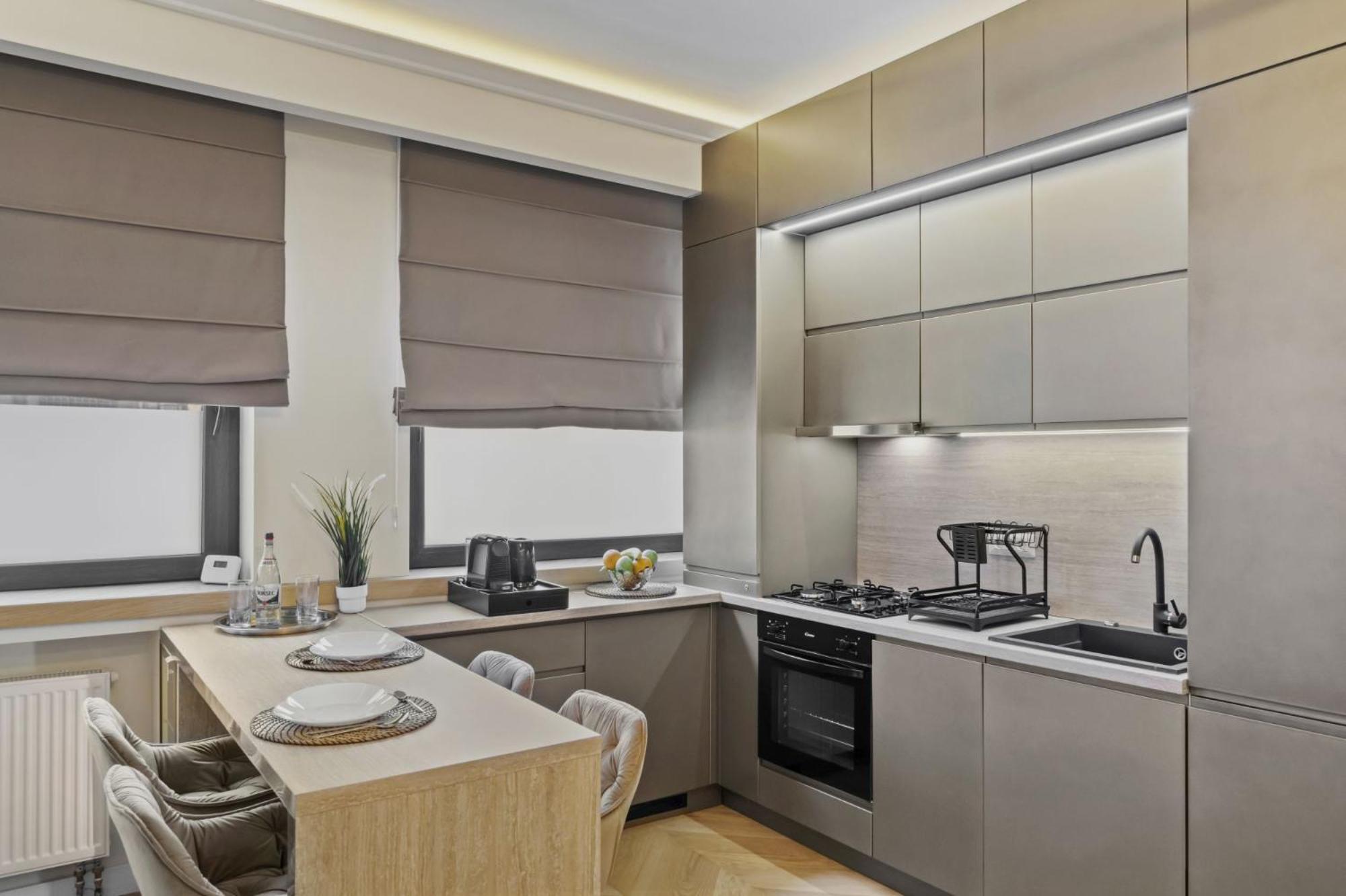 Central Two Rooms Apartment The Paradise Of Lights Bucureşti Ngoại thất bức ảnh