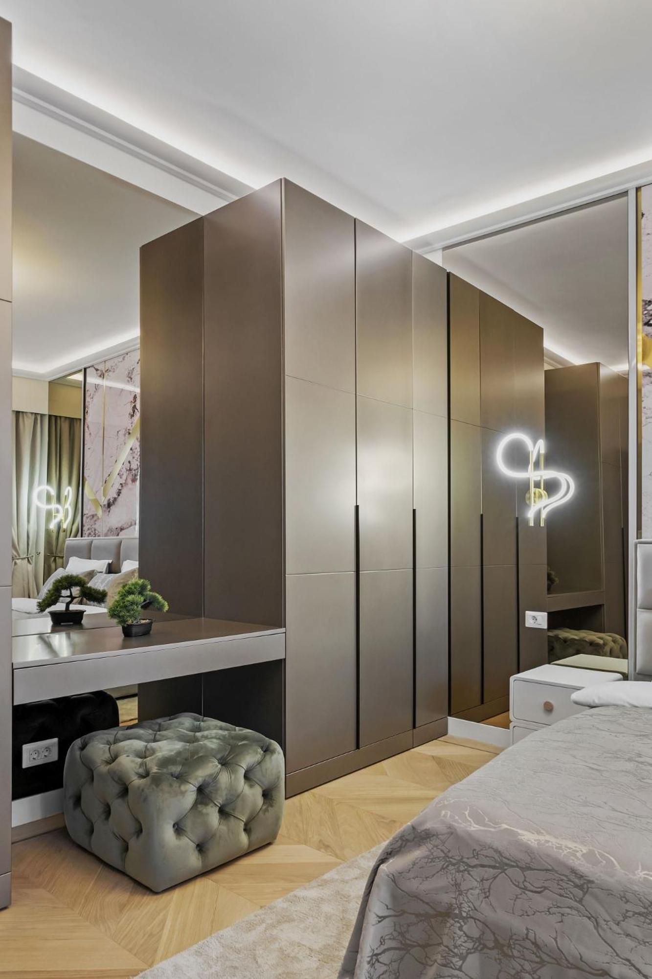 Central Two Rooms Apartment The Paradise Of Lights Bucureşti Ngoại thất bức ảnh