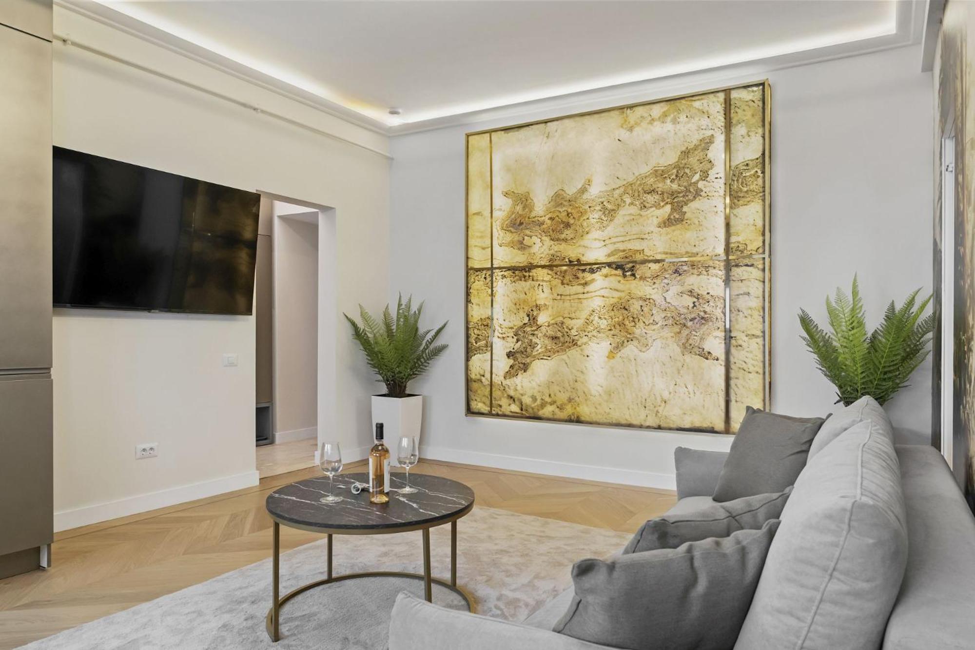 Central Two Rooms Apartment The Paradise Of Lights Bucureşti Ngoại thất bức ảnh